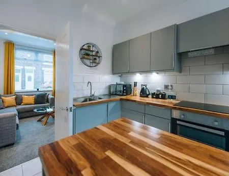 Hanson House By Horizon Stays Redcar