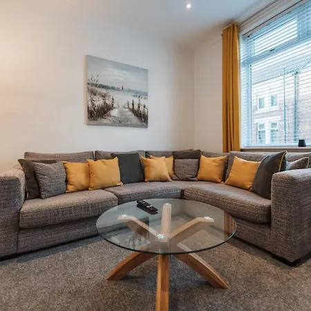 Hanson House By Horizon Stays Redcar
